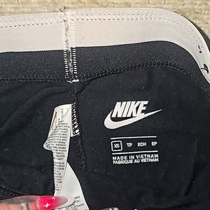 Nike xs leggings